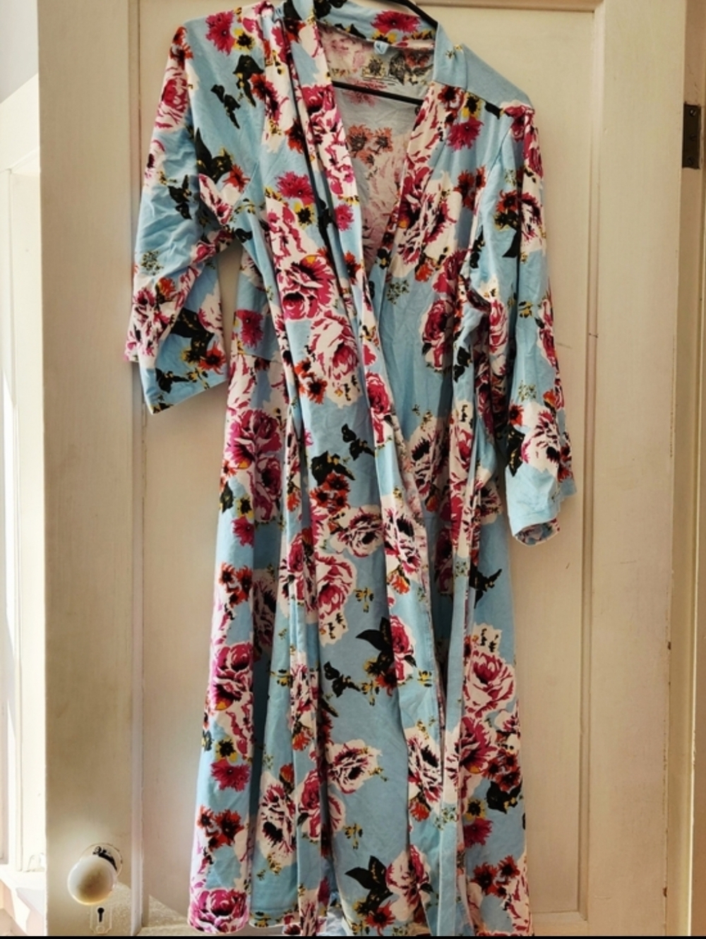 Baby Be Mine Large Floral Maternity & Breasyfeeding/Nursing Robe